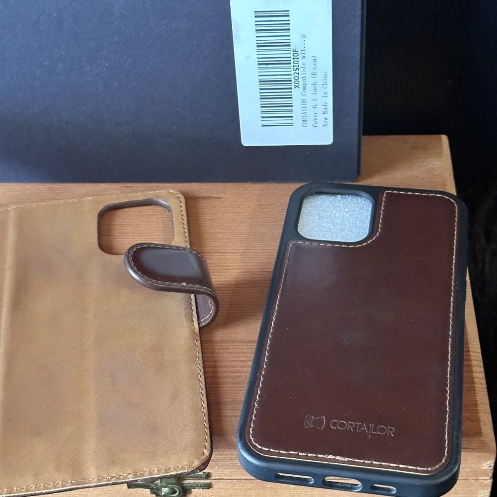 Cortailor Brown leather iPhone 12 credit card case removable magnetic phone case - Picture 10 of 11